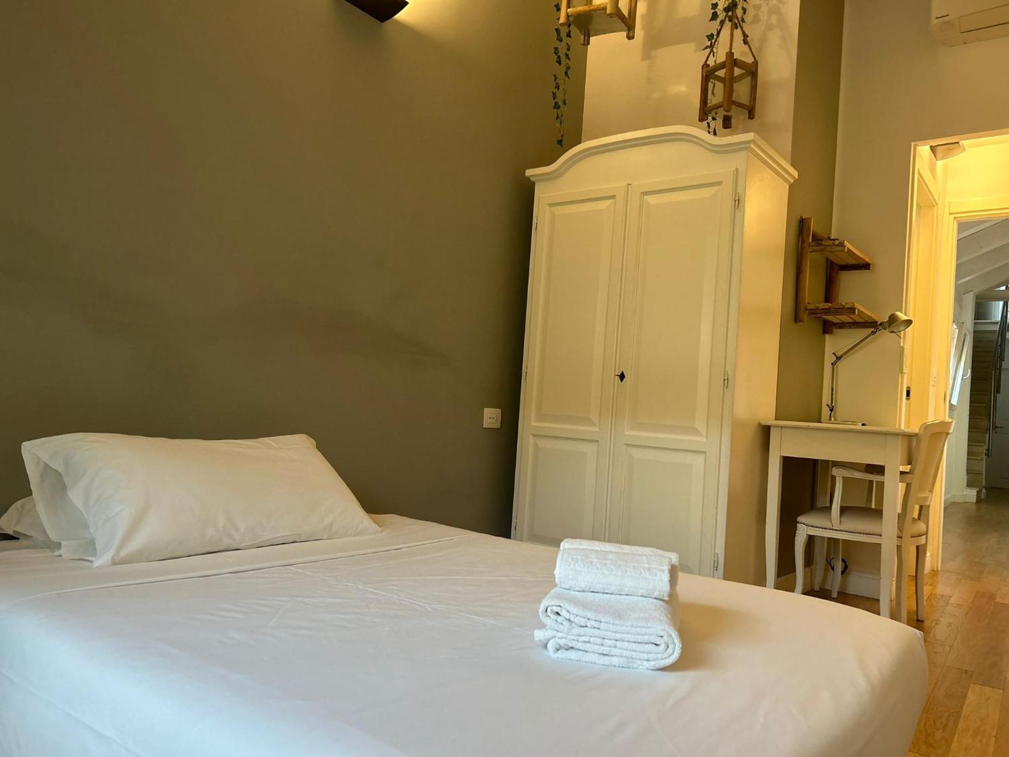 Cosmopolitan Central Rooms Bologna Eksteriør billede