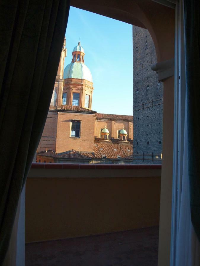 Cosmopolitan Central Rooms Bologna Eksteriør billede